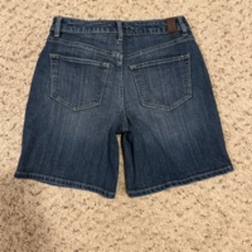 Women's Simply Vera Vera Wang Denim Shorts Size 4 Blue - Picture 2 of 7